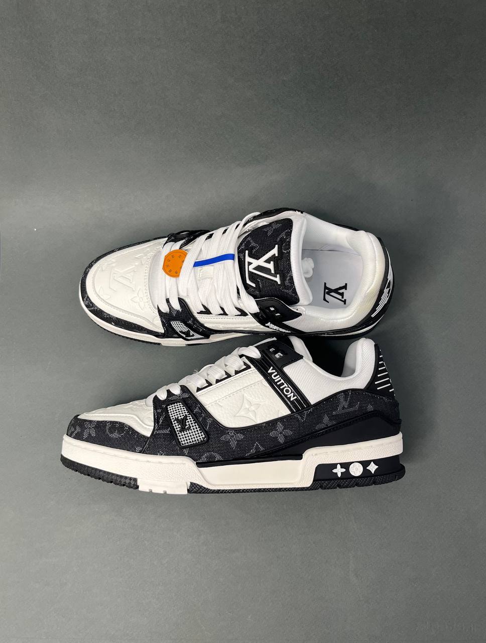 کفش اسپرت مردانه و زنانه لویی ویتون ترینر Louis Vuitton Trainer مشکی سفید فول پک